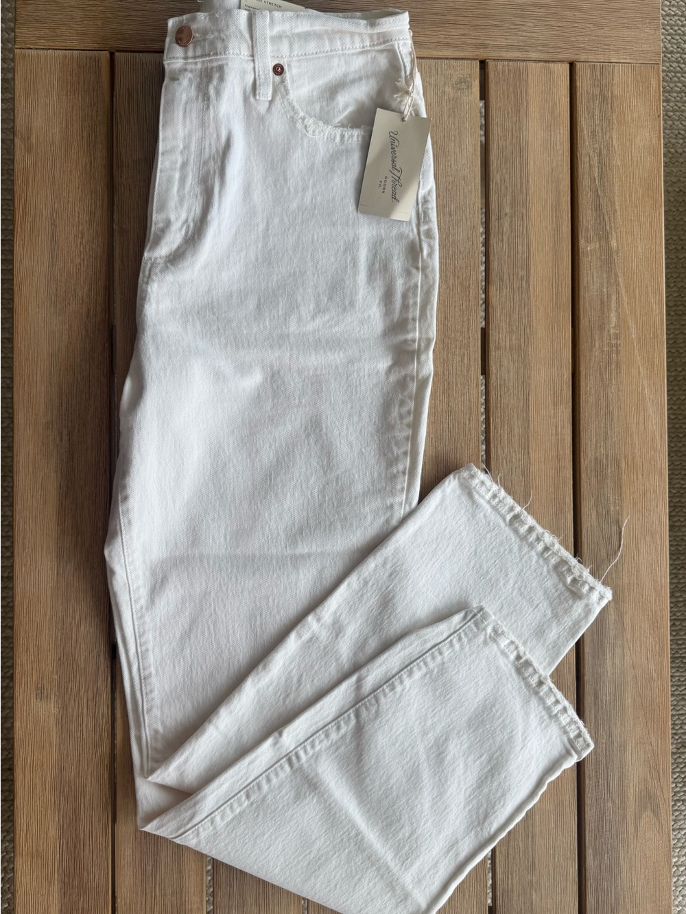 Universal Thread White High-Rise Straight Jeans